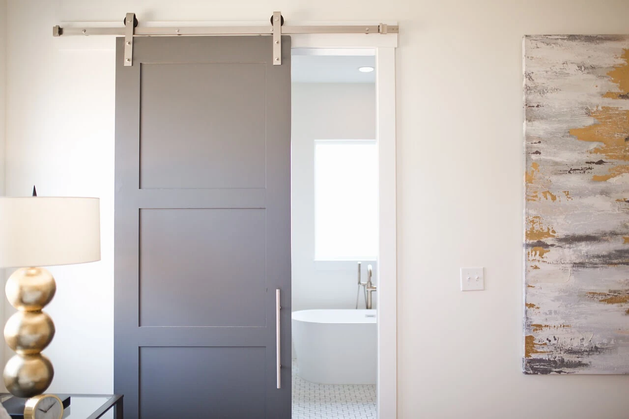 barn door barn door